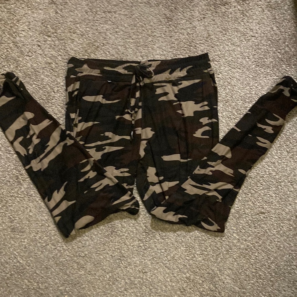 Medium Camo Jogger’s